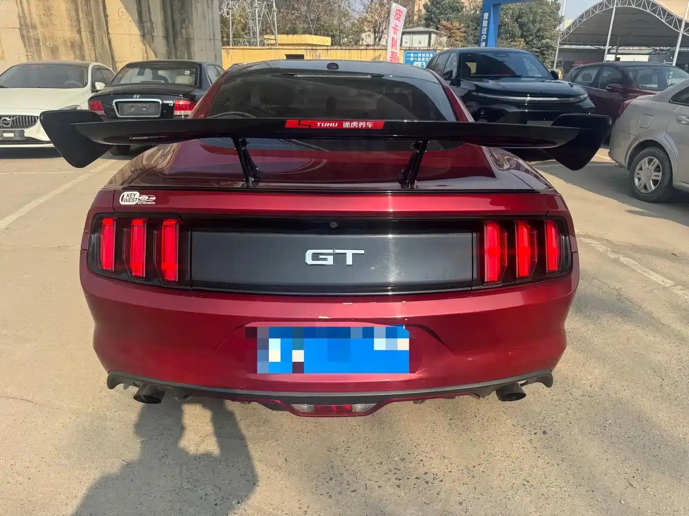2016 Mustang 2.3T Performance Edition — миниатюра 11