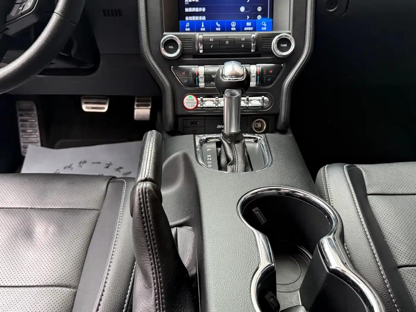 2017 Mustang 2.3T Performance Edition — миниатюра 6