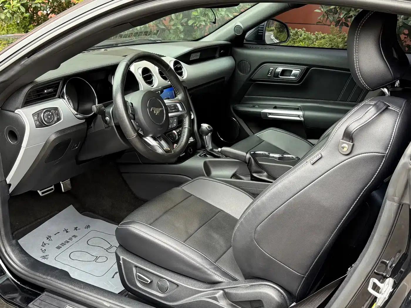2017 Mustang 2.3T Performance Edition — миниатюра 8