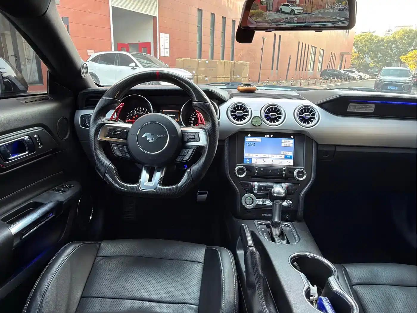 2017 Mustang 2.3T Performance Edition — миниатюра 7