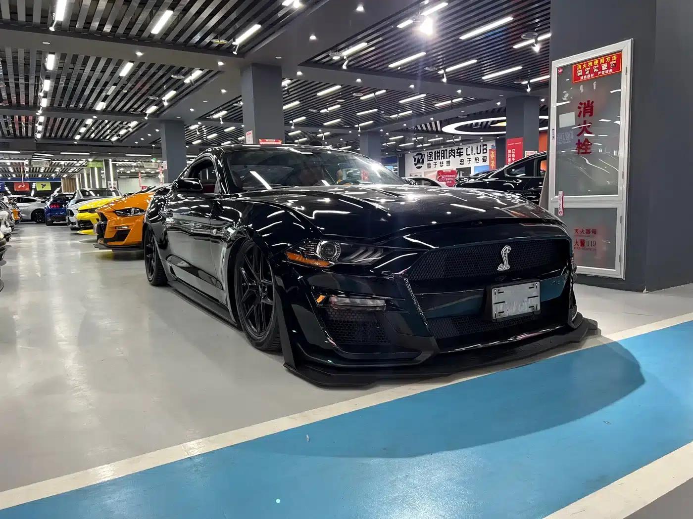 2015 Mustang 2.3T Sport Edition — миниатюра 3