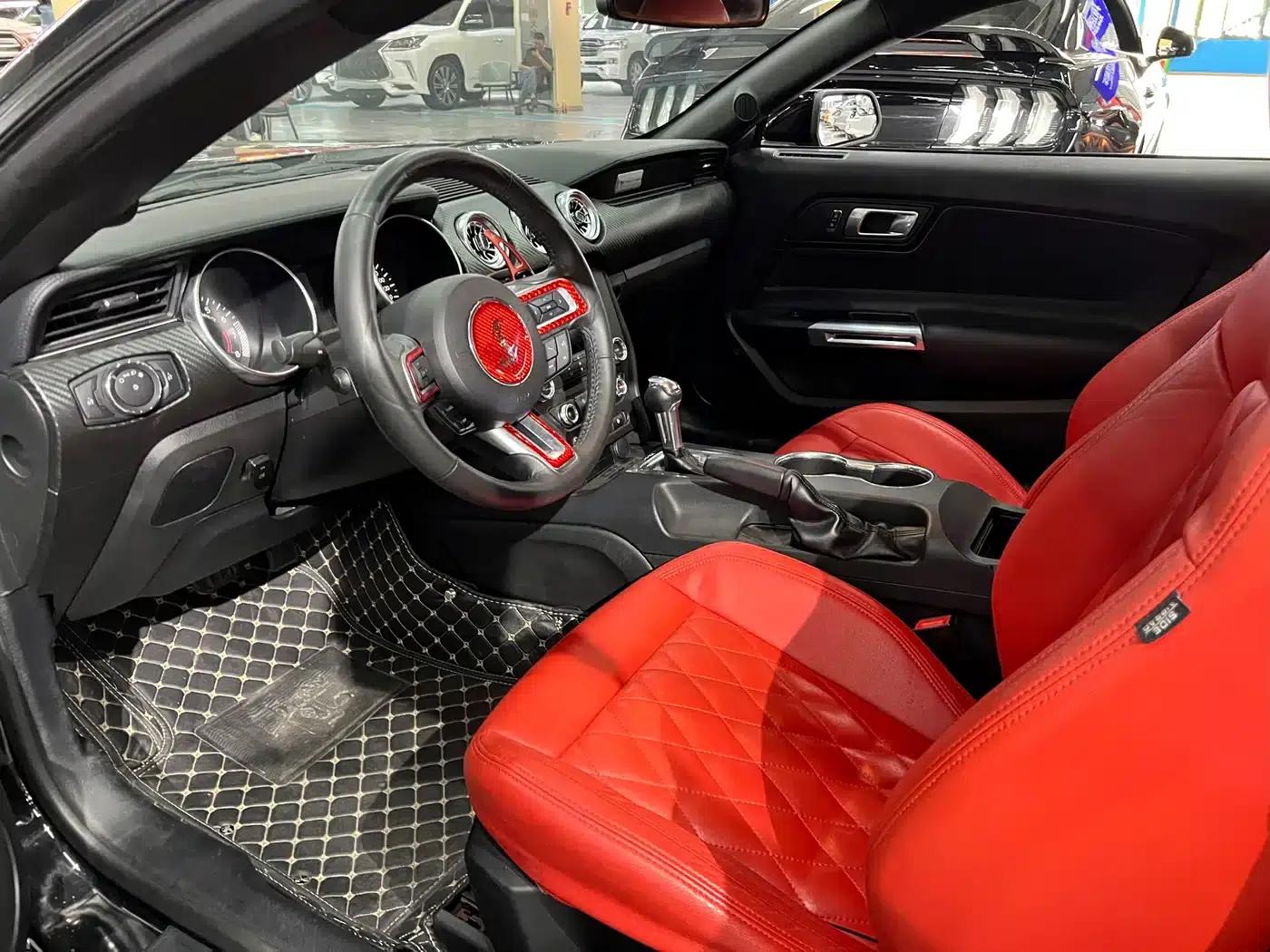 2015 Mustang 2.3T Sport Edition — миниатюра 4