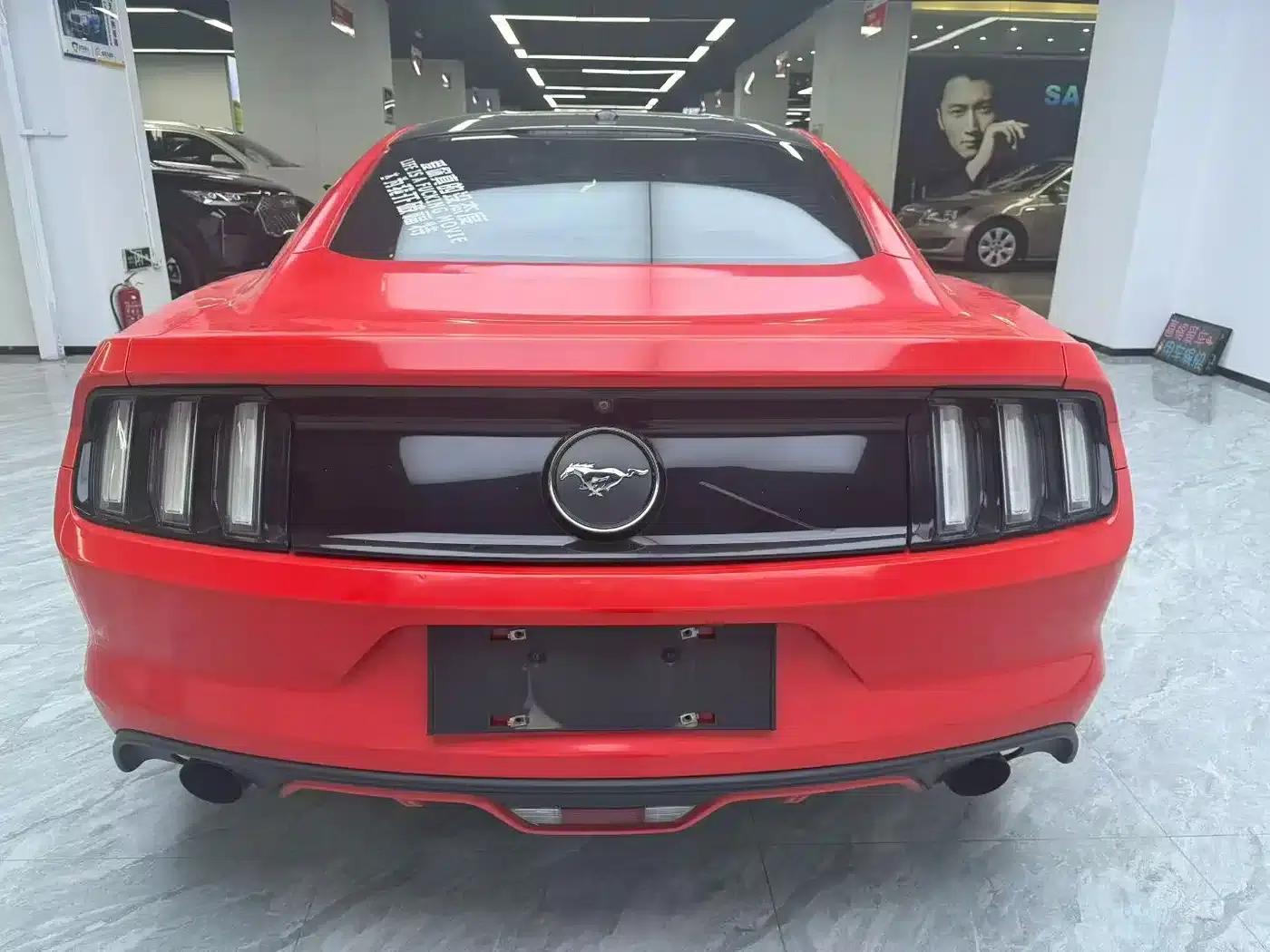 2017 Mustang 2.3T Performance Edition — миниатюра 4