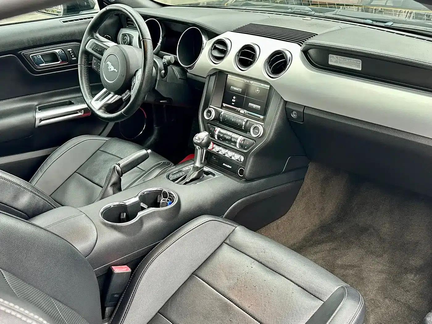 2016 Mustang 2.3T Performance Edition — миниатюра 6