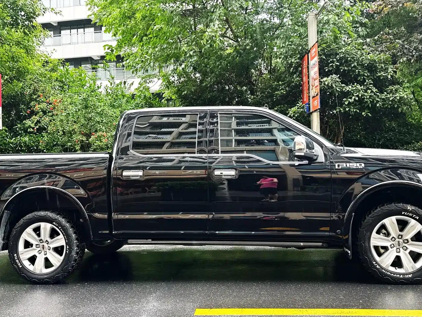 Ford F-150 Raptor 2019 3.5T LTD — миниатюра 4