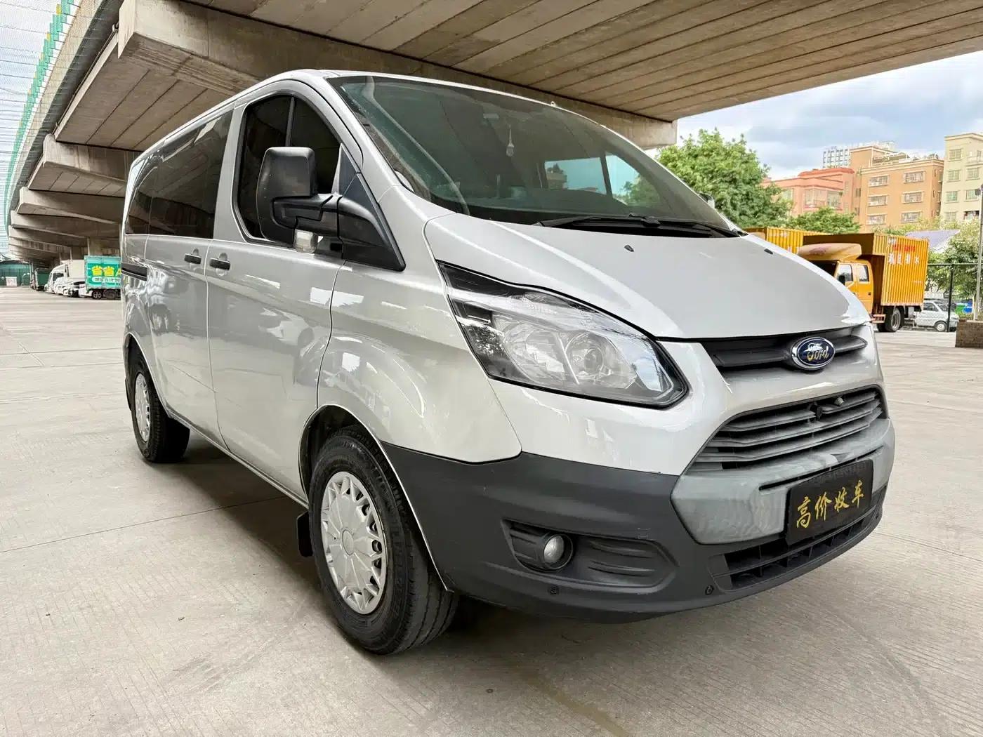 Ford Transit 2019 2.0T Diesel Multi-functional Commercial Vehicle, Short Wheelbase, Low Roof, 6 Seats, China VI Emission Standard — миниатюра 3