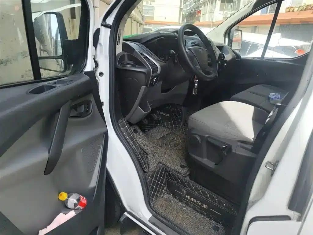 Ford Transit 2017 2.0T Gasoline Multi-purpose Commercial Vehicle, Central Wheelbase, Central Roof, National V Emission Standard — миниатюра 14