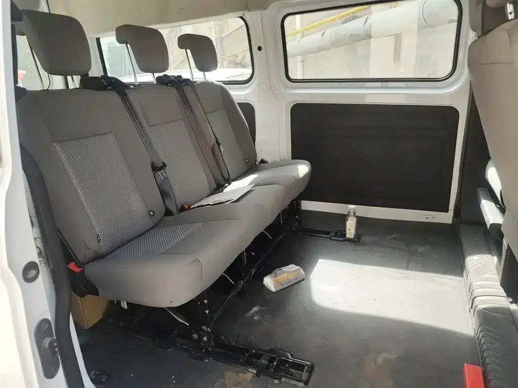 Ford Transit 2017 2.0T Gasoline Multi-purpose Commercial Vehicle, Central Wheelbase, Central Roof, National V Emission Standard — миниатюра 15