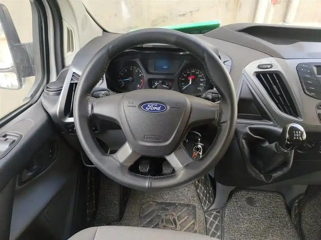Ford Transit 2017 2.0T Gasoline Multi-purpose Commercial Vehicle, Central Wheelbase, Central Roof, National V Emission Standard — миниатюра 3
