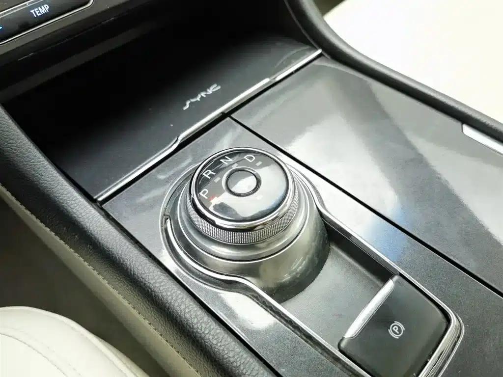 Taurus 2015 EcoBoost 325 V6 Flagship — миниатюра 13