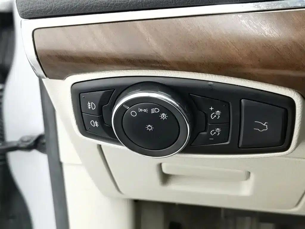Taurus 2015 EcoBoost 325 V6 Flagship — миниатюра 21