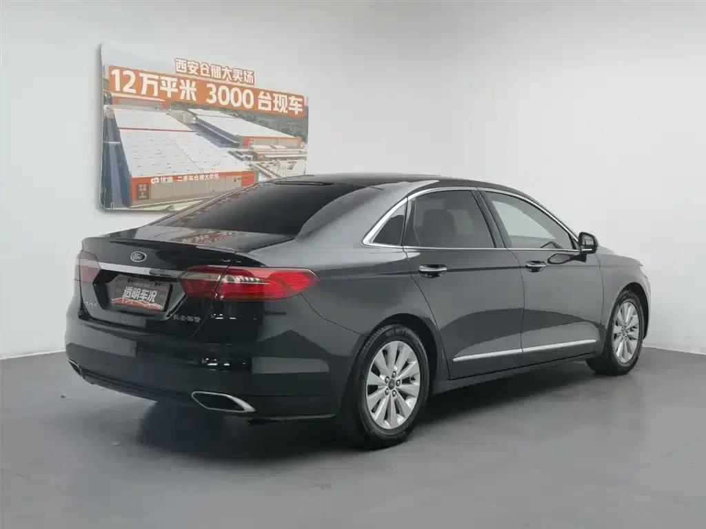 2016 Taurus EcoBoost 180 Luxury — миниатюра 2