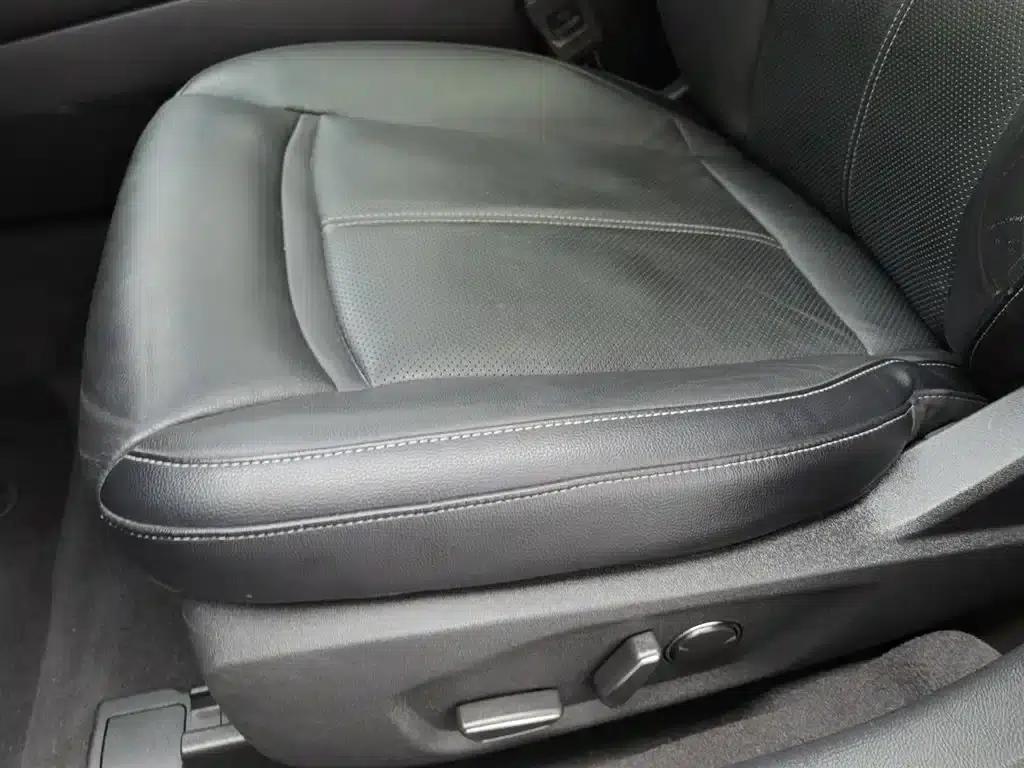 2016 Taurus EcoBoost 180 Luxury — миниатюра 20