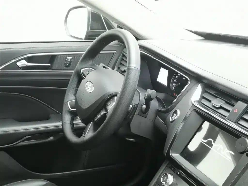 2016 Taurus EcoBoost 180 Luxury — миниатюра 22