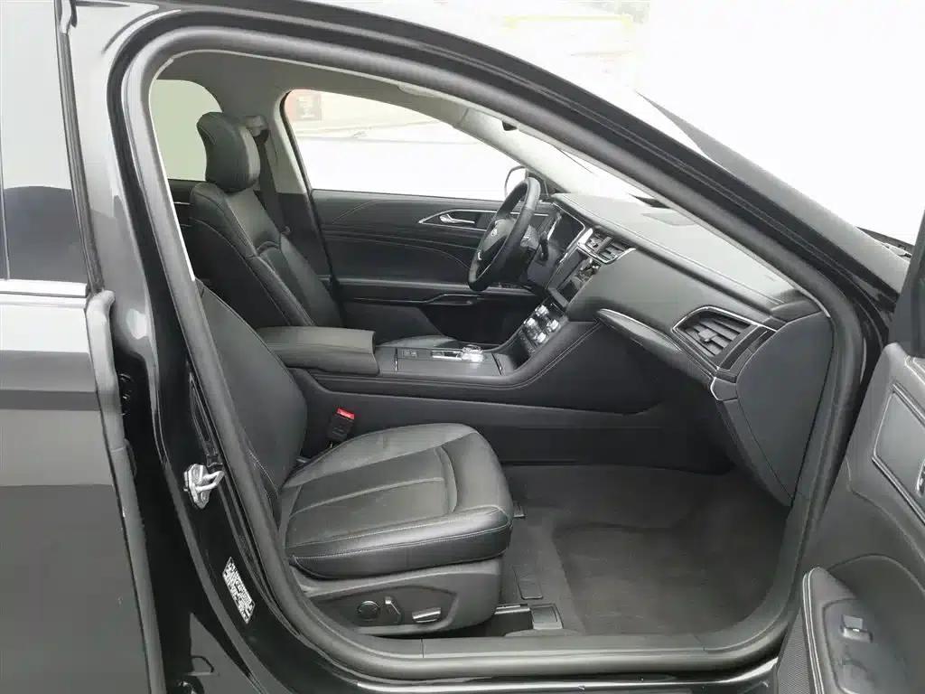 2016 Taurus EcoBoost 180 Luxury — миниатюра 23