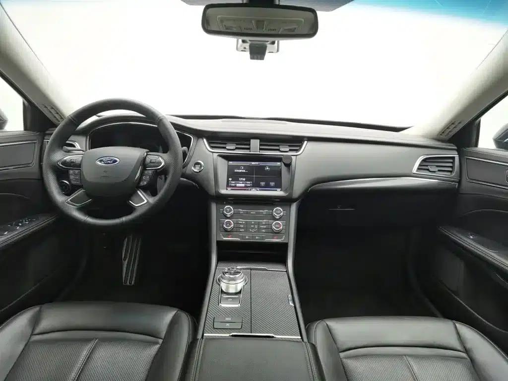2016 Taurus EcoBoost 180 Luxury — миниатюра 5