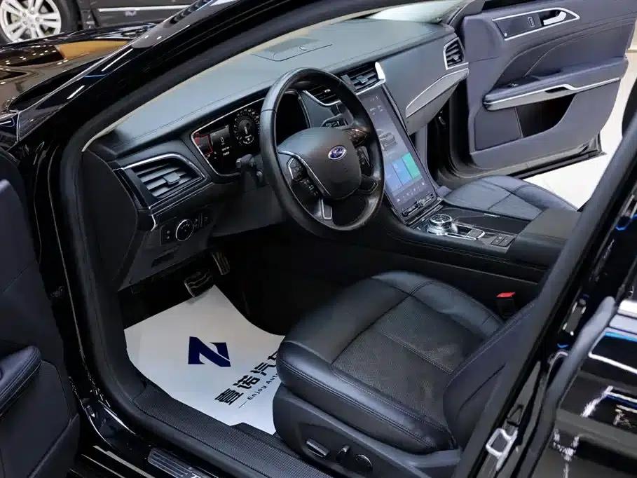 2019 Taurus EcoBoost 245 Premium Edition — миниатюра 17