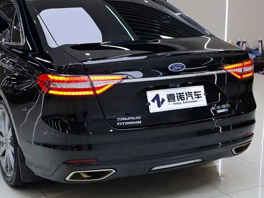 2019 Taurus EcoBoost 245 Premium Edition — миниатюра 6