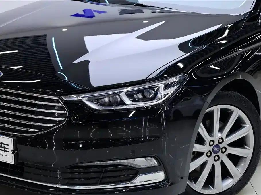 2019 Taurus EcoBoost 245 Premium Edition — миниатюра 10