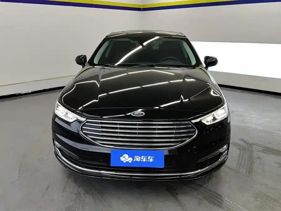 2019 Taurus EcoBoost 245 Premium Edition — миниатюра 2