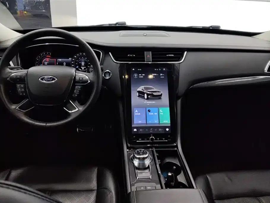 2019 Taurus EcoBoost 245 Premium Edition — миниатюра 12