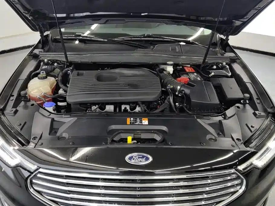 2019 Taurus EcoBoost 245 Premium Edition — миниатюра 10