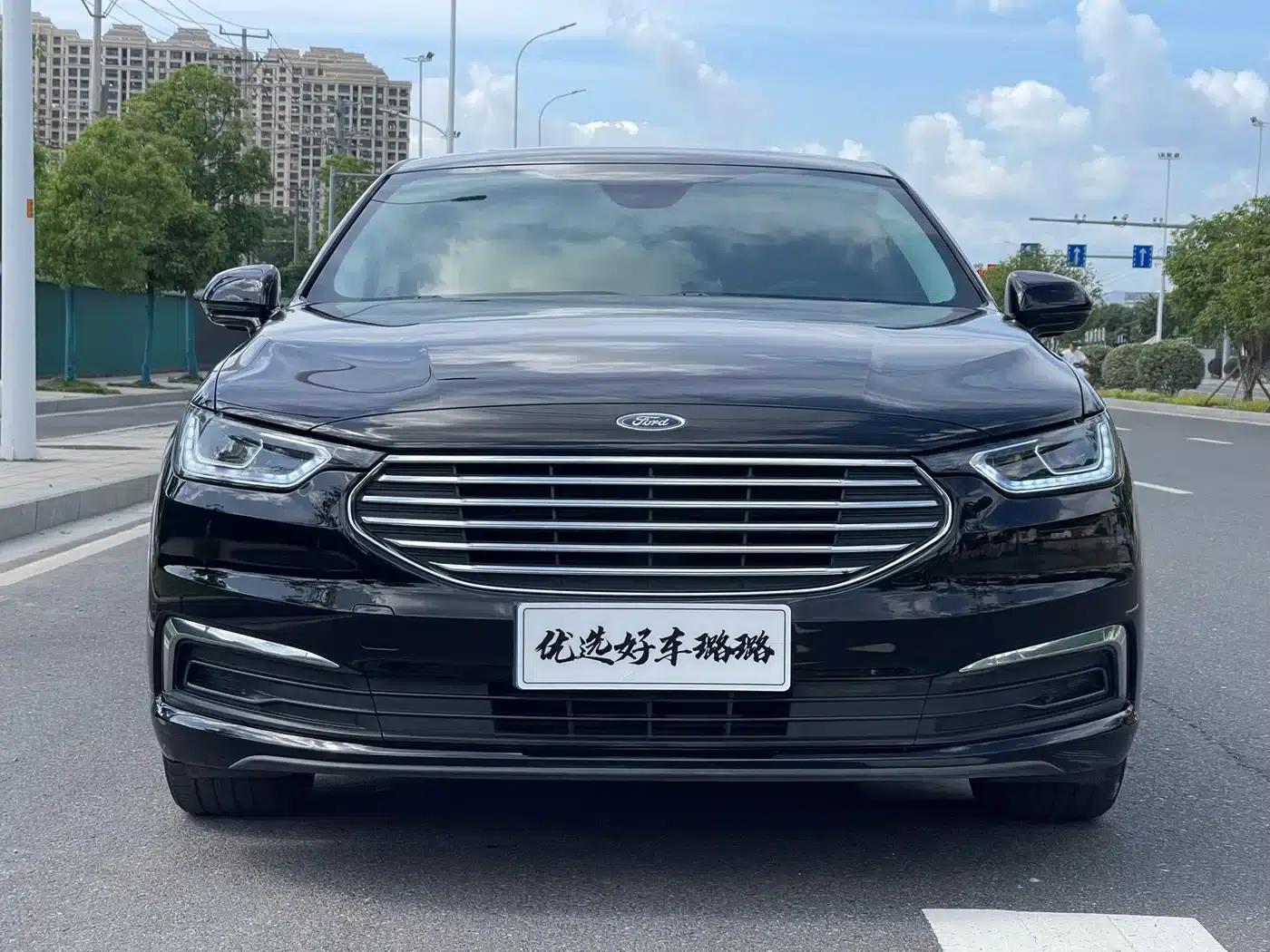 2019 Taurus EcoBoost 245 Enjoy Edition — миниатюра 2