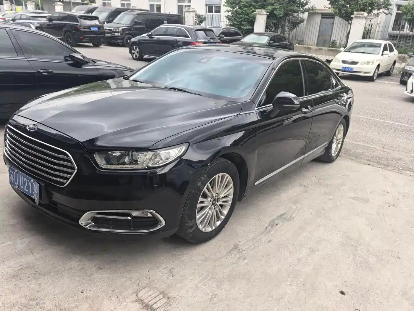 Taurus 2017 EcoBoost 245 Fashion Edition — миниатюра 3