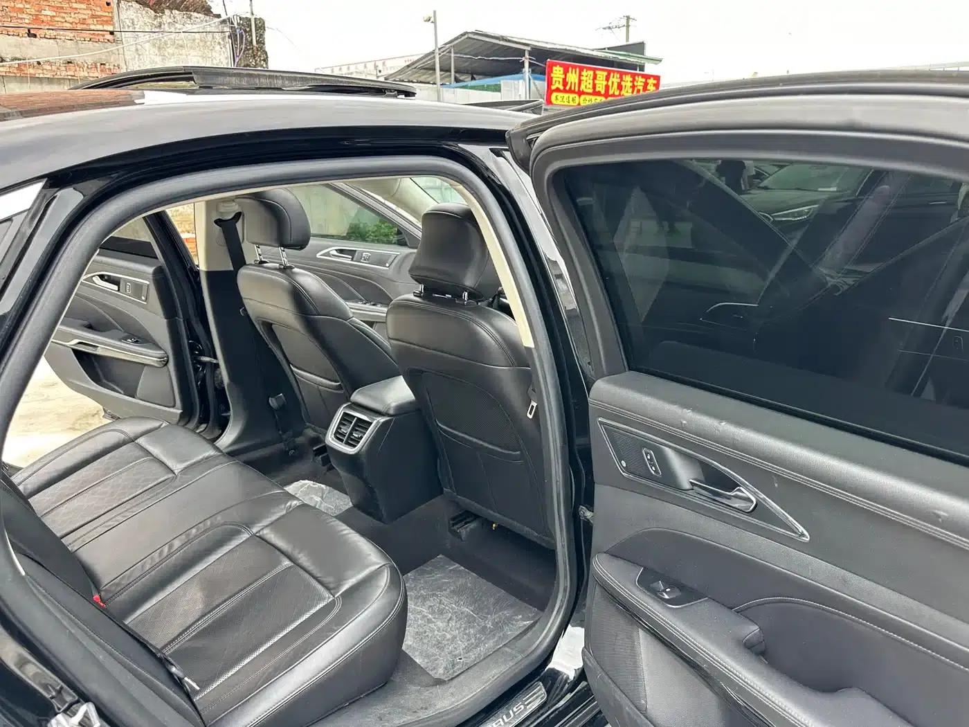 2019 Taurus EcoBoost 245 Premium Edition — миниатюра 11