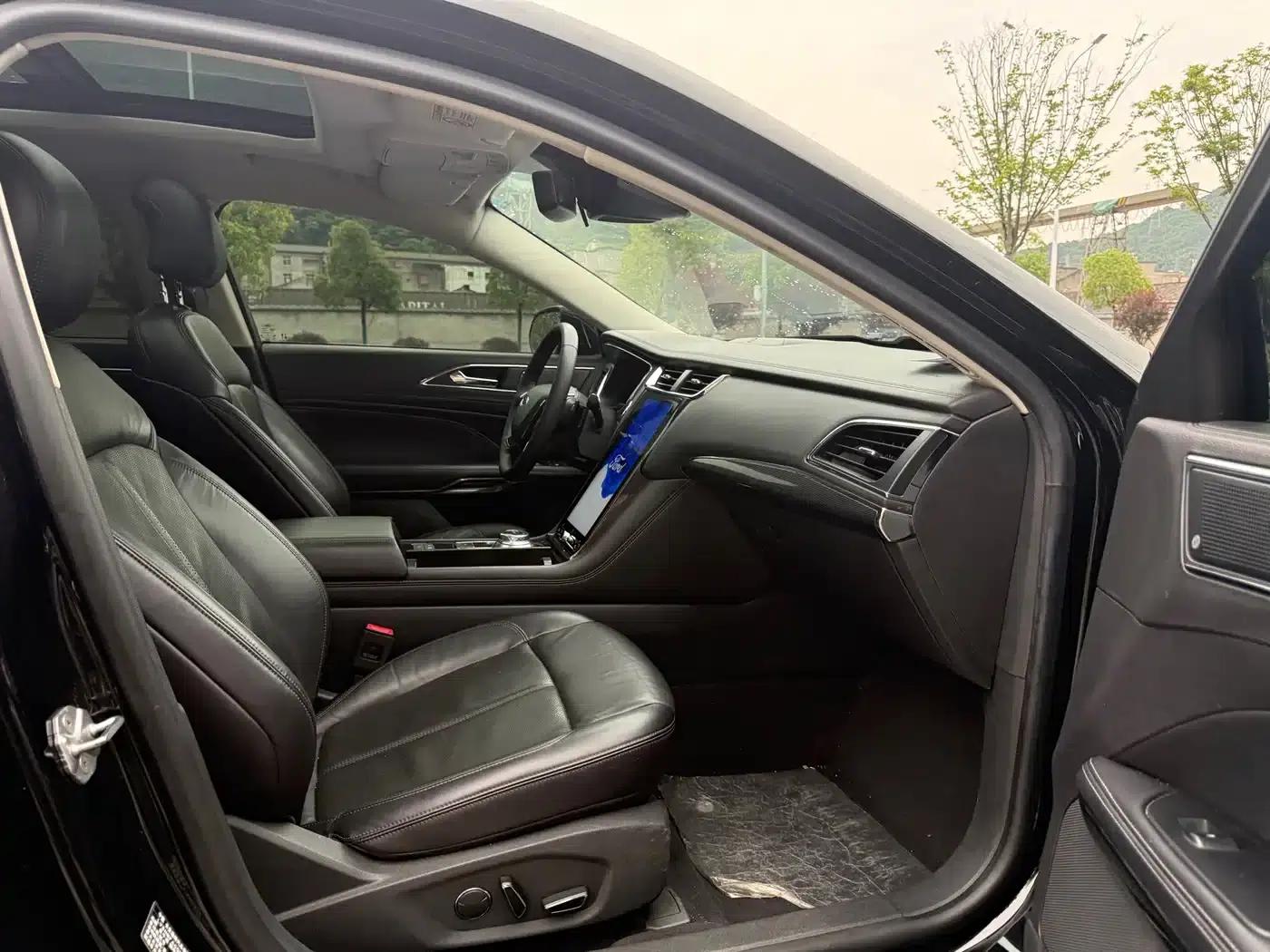2019 Taurus EcoBoost 245 Premium Edition — миниатюра 13
