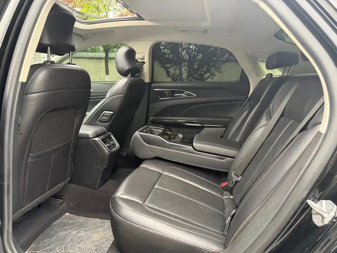 2019 Taurus EcoBoost 245 Premium Edition — миниатюра 7