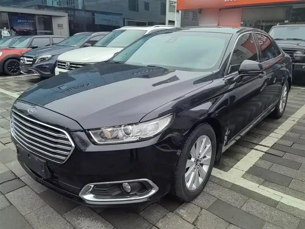 2016 Taurus EcoBoost 180 Luxury — миниатюра 2