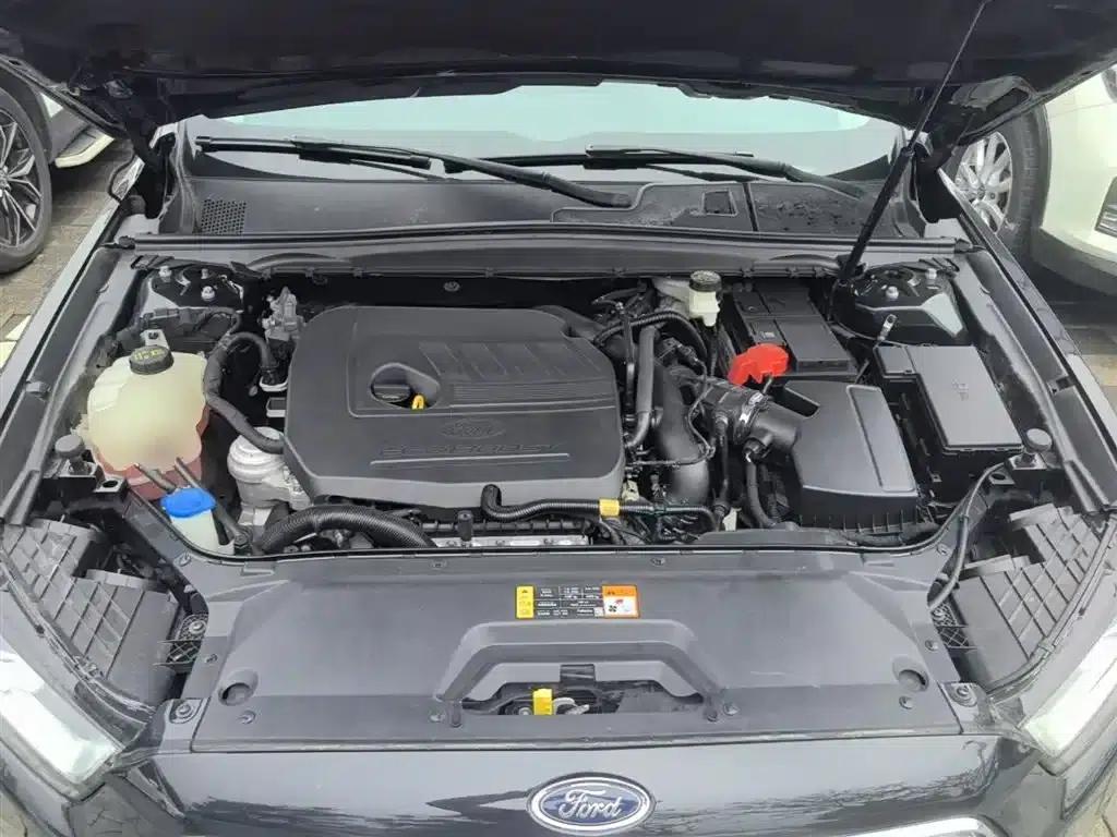 2016 Taurus EcoBoost 180 Luxury — миниатюра 20