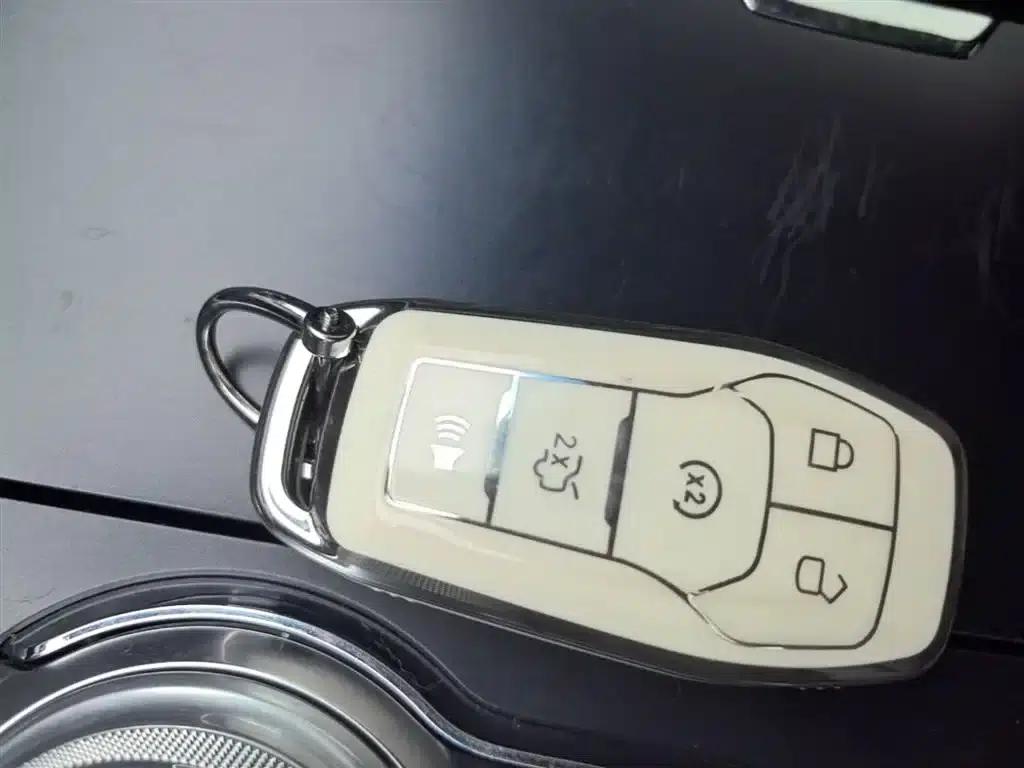 2016 Taurus EcoBoost 180 Luxury — миниатюра 9
