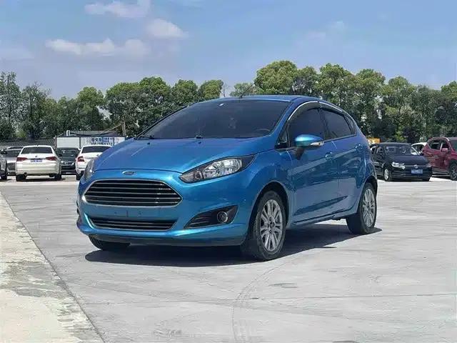 2013 Ford Fiesta Hatchback 1.5L Automatic Fashion Edition