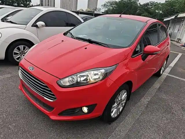 2013 Ford Fiesta Hatchback 1.5L Automatic Fashion Edition