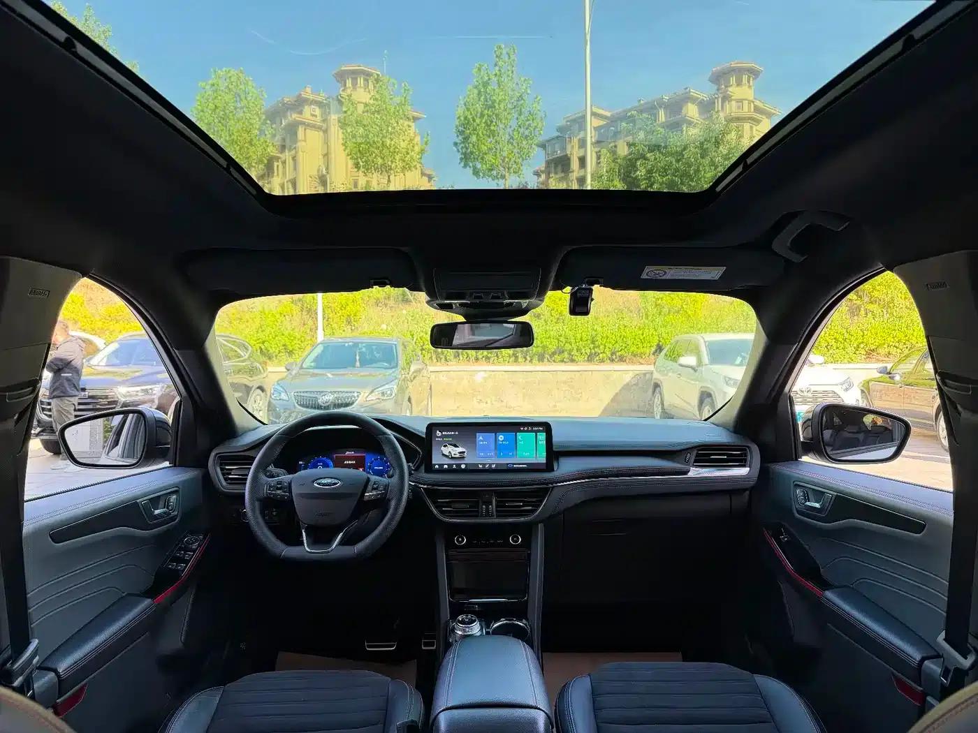 Escape 2024 EcoBoost 245 AWD ST-Line Pro — миниатюра 5