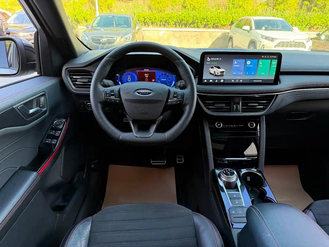 Escape 2024 EcoBoost 245 AWD ST-Line Pro — миниатюра 8