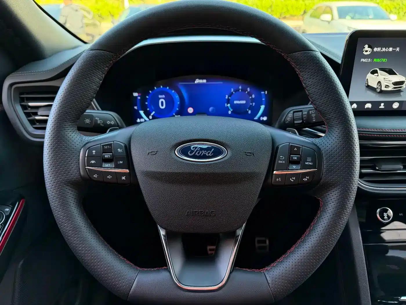 Escape 2024 EcoBoost 245 AWD ST-Line Pro — миниатюра 10