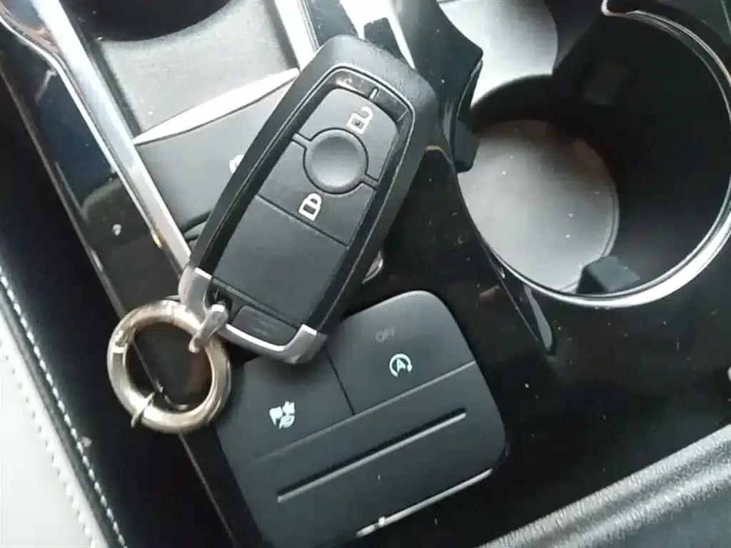 Escape 2020 EcoBoost 245 2WD Enjoy Edition — миниатюра 9