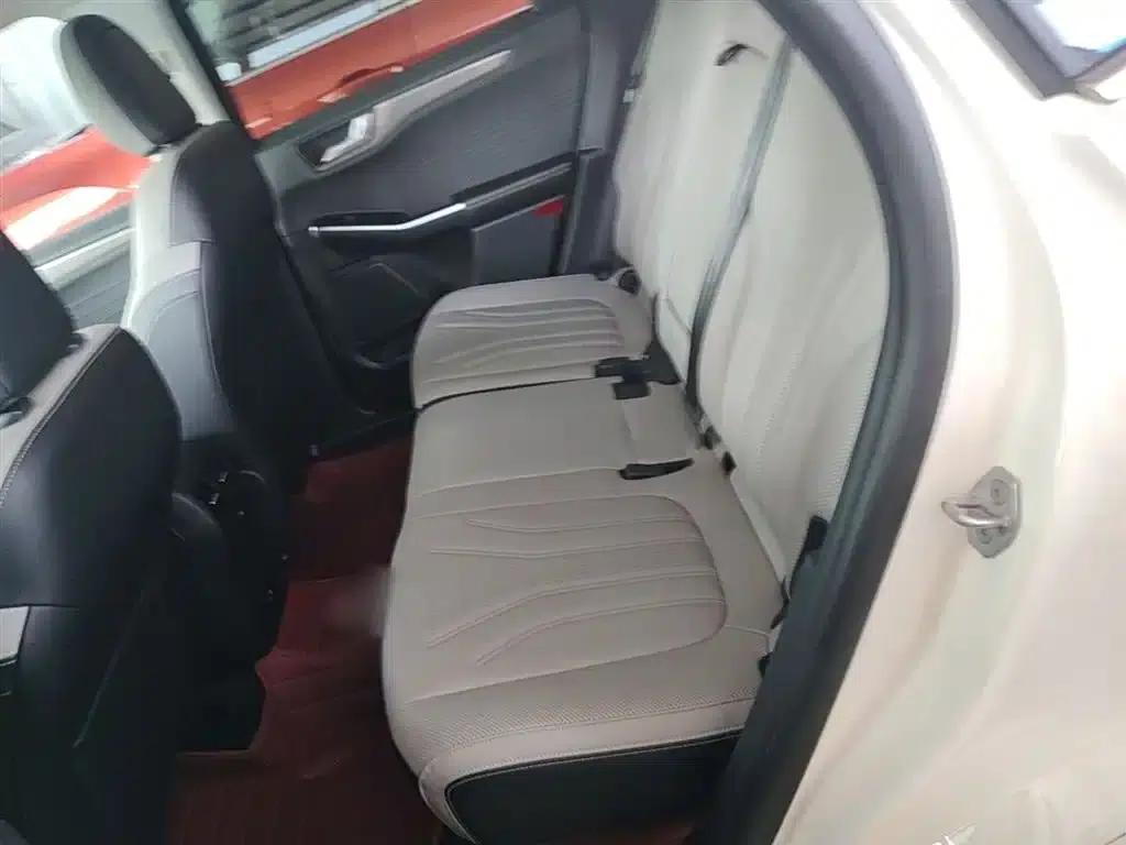 Escape 2020 EcoBoost 245 AWD Premium Edition — миниатюра 17