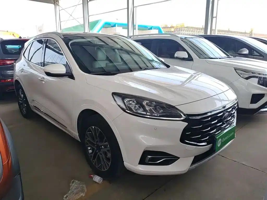 Escape 2020 EcoBoost 245 AWD Premium Edition — миниатюра 4