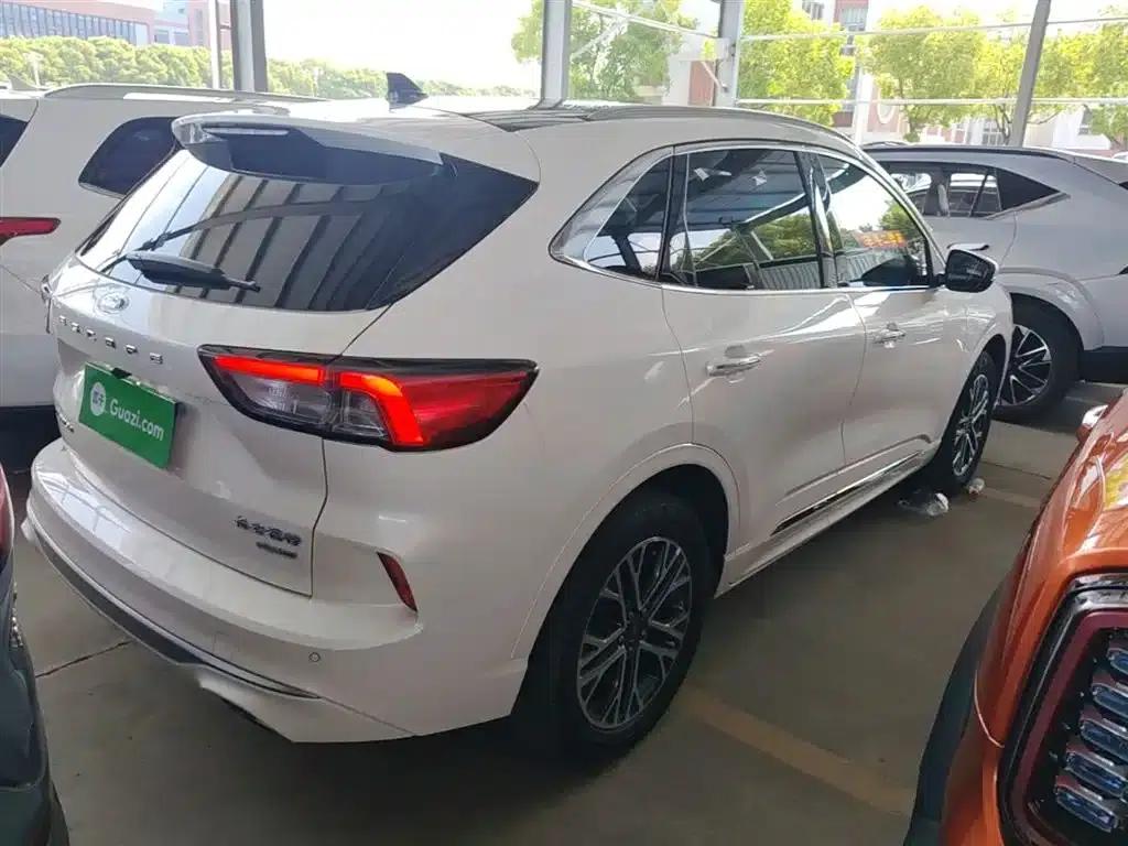 Escape 2020 EcoBoost 245 AWD Premium Edition — миниатюра 7
