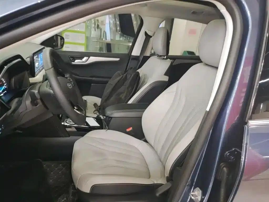 Escape 2024 EcoBoost 245 2WD Premium Edition — миниатюра 15