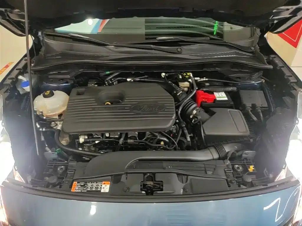 Escape 2024 EcoBoost 245 2WD Premium Edition — миниатюра 20