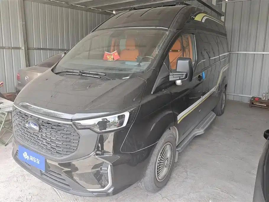 Tourneo 2024 2.0T Automatic Premium Plus Edition — миниатюра 1