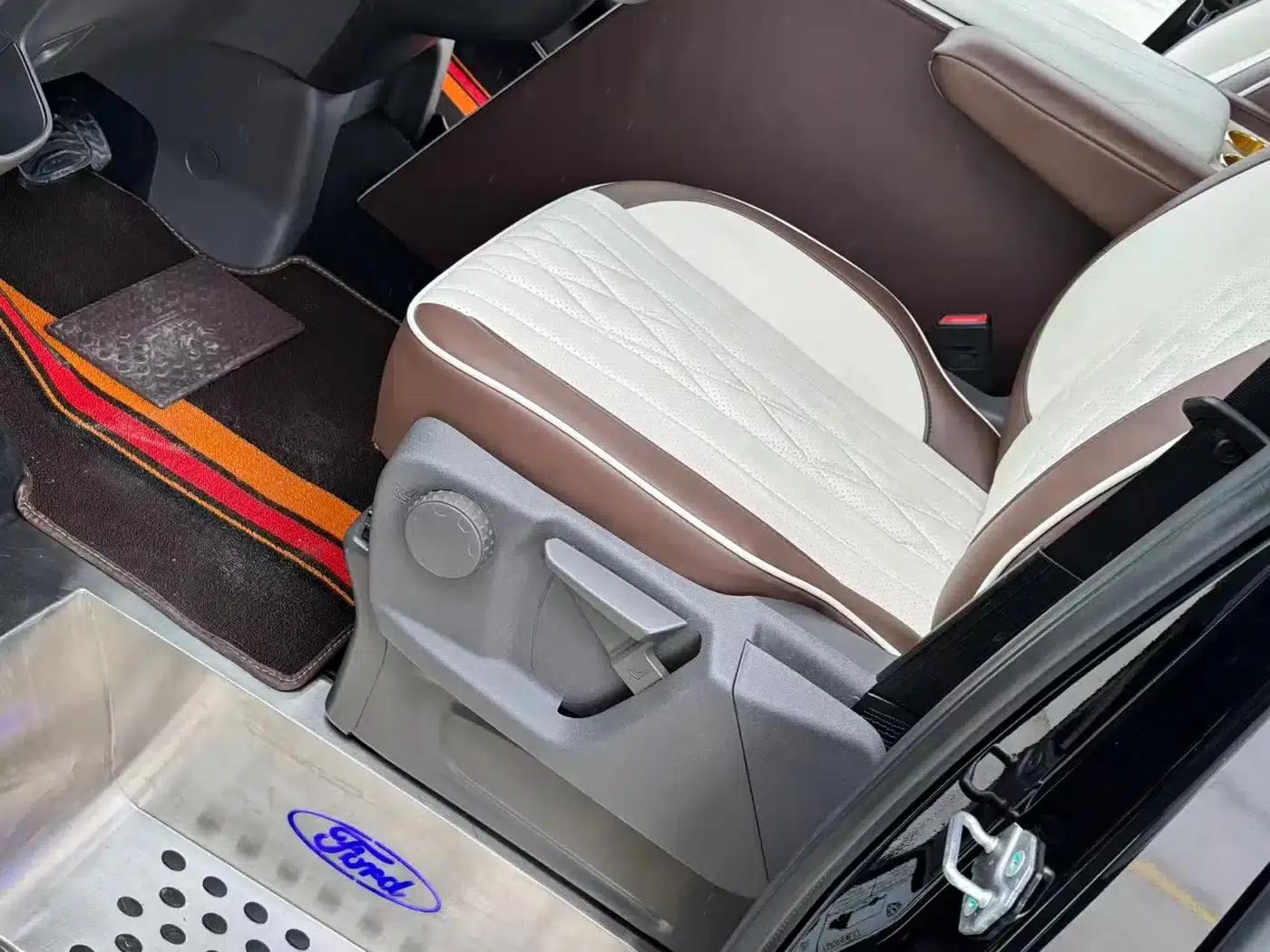 Tourneo 2020 2.0T Automatic Elite Edition (China VI Emission Standard) — миниатюра 11