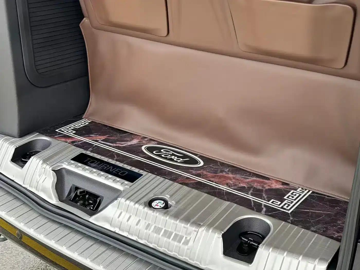Tourneo 2020 2.0T Automatic Elite Edition (China VI Emission Standard) — миниатюра 6