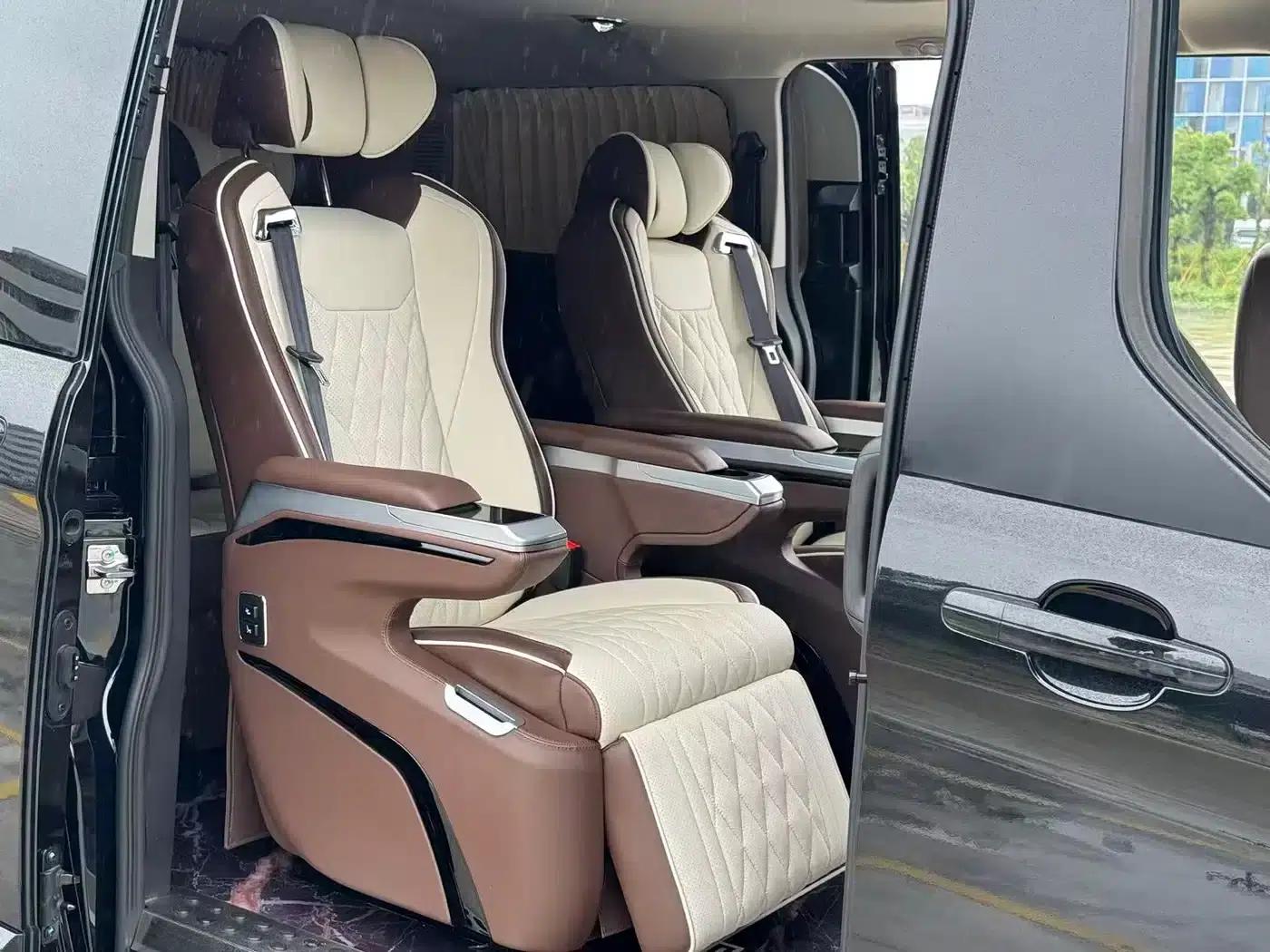 Tourneo 2020 2.0T Automatic Elite Edition (China VI Emission Standard) — миниатюра 9