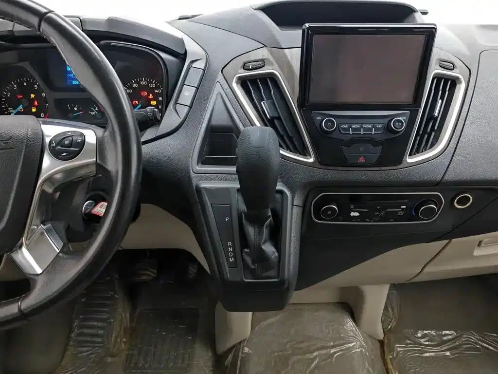 Tourneo 2017 2.0T Automatic Elite Edition — миниатюра 13